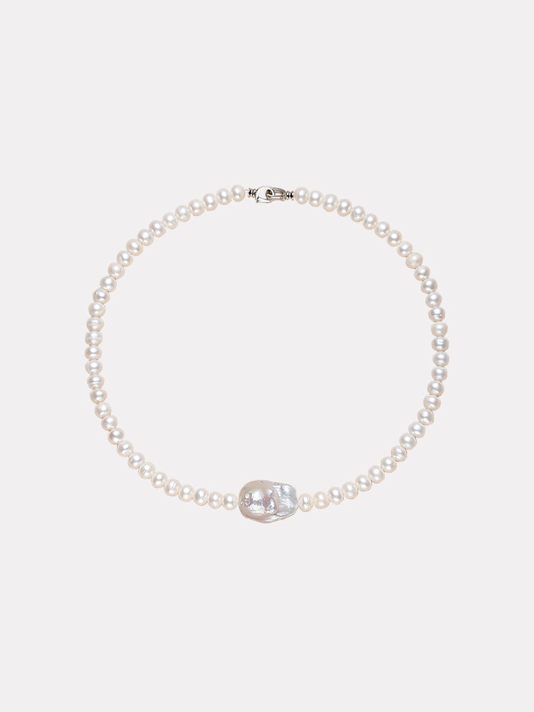 Clara Pearl Necklace