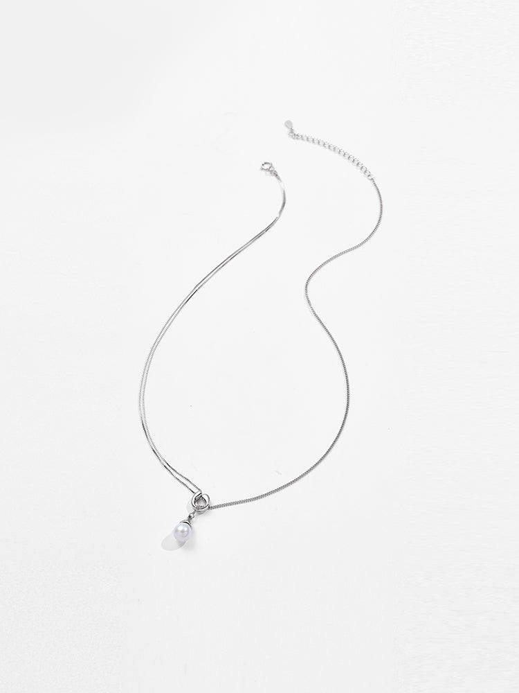 Mini Pearl Pendant Necklace